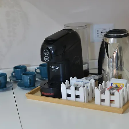 Casa Indipendente A 5 Minuti Da Aeroporto Di E Hébergement de vacances